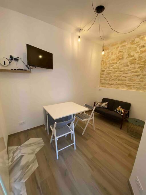 Secteur Gare Et Place De La Comedie, Wifi & Climatisation * Montpellier