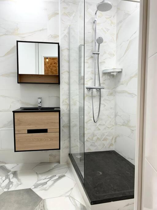 Apartment Secteur Gare Et Place De La Comedie, Wifi & Climatisation Montpellier